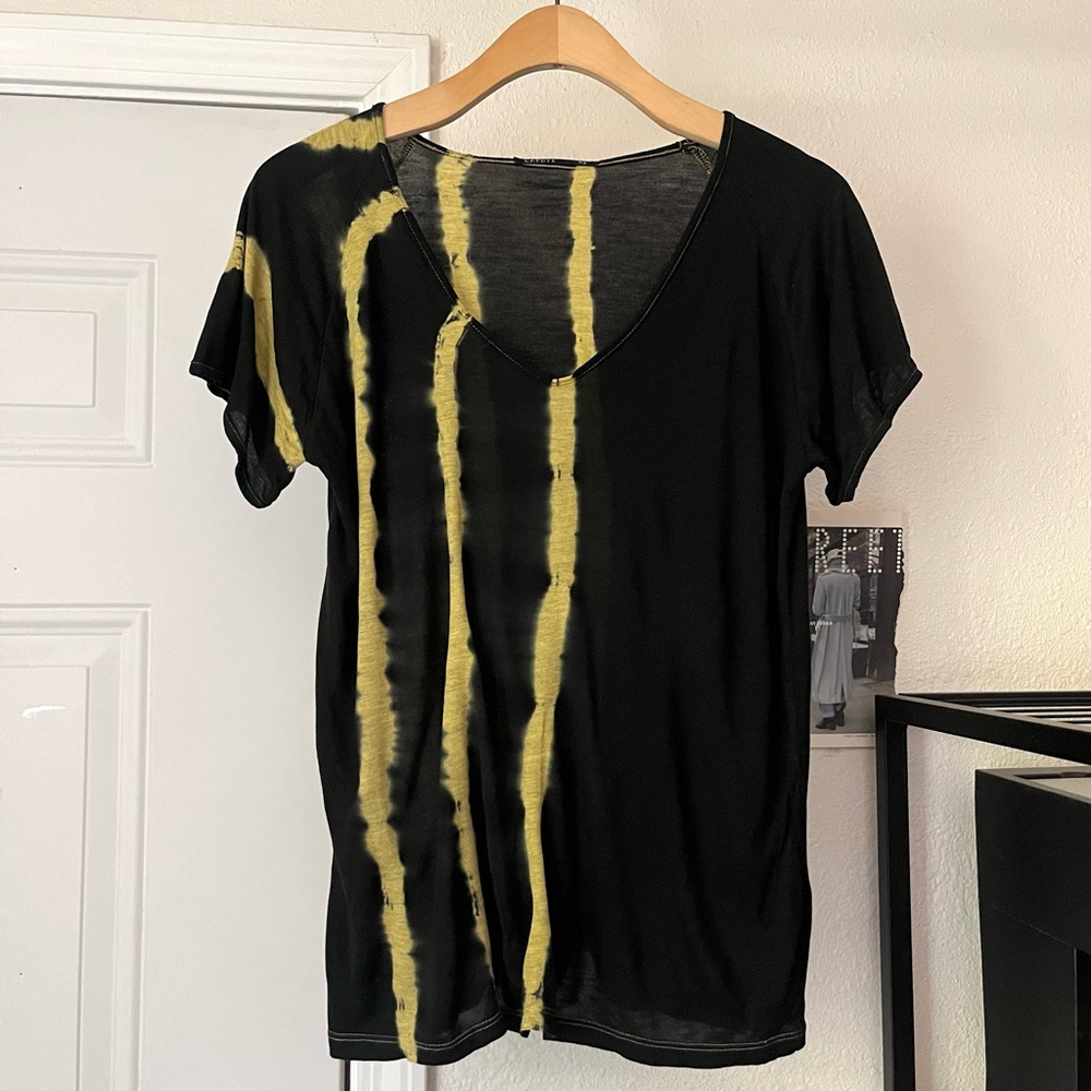 CAPOTE black green yellow striped tie die v neck cropped short sleeve‎ tee